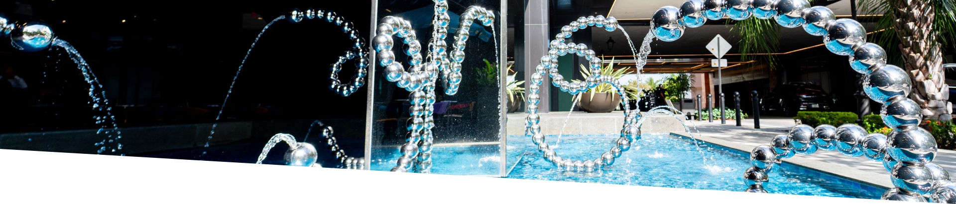 Jean-Michel Othoniel's Coral Fountains